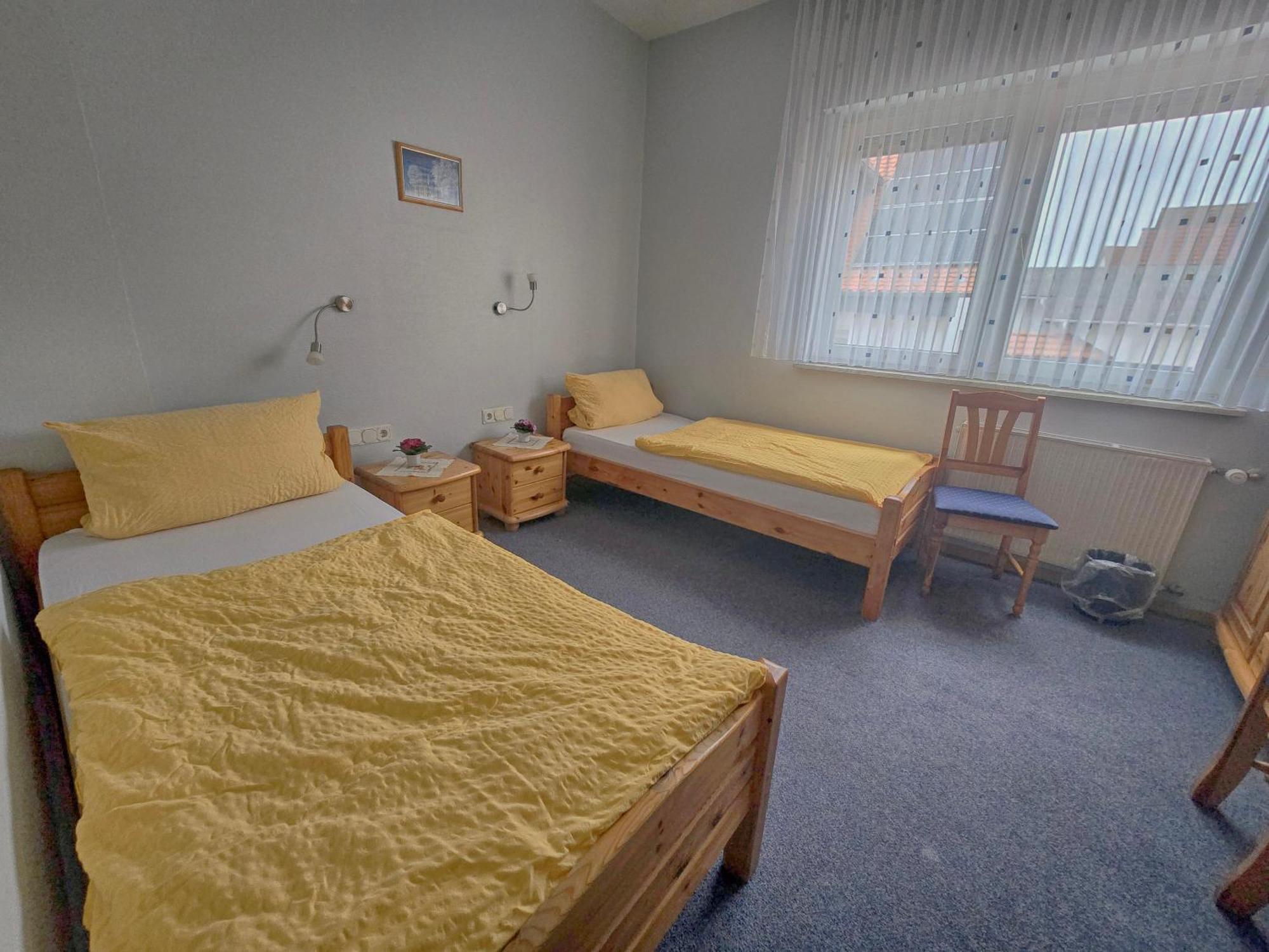 Pension Und Ferienwohnungen Bachmann Wolfersheim Exterior photo